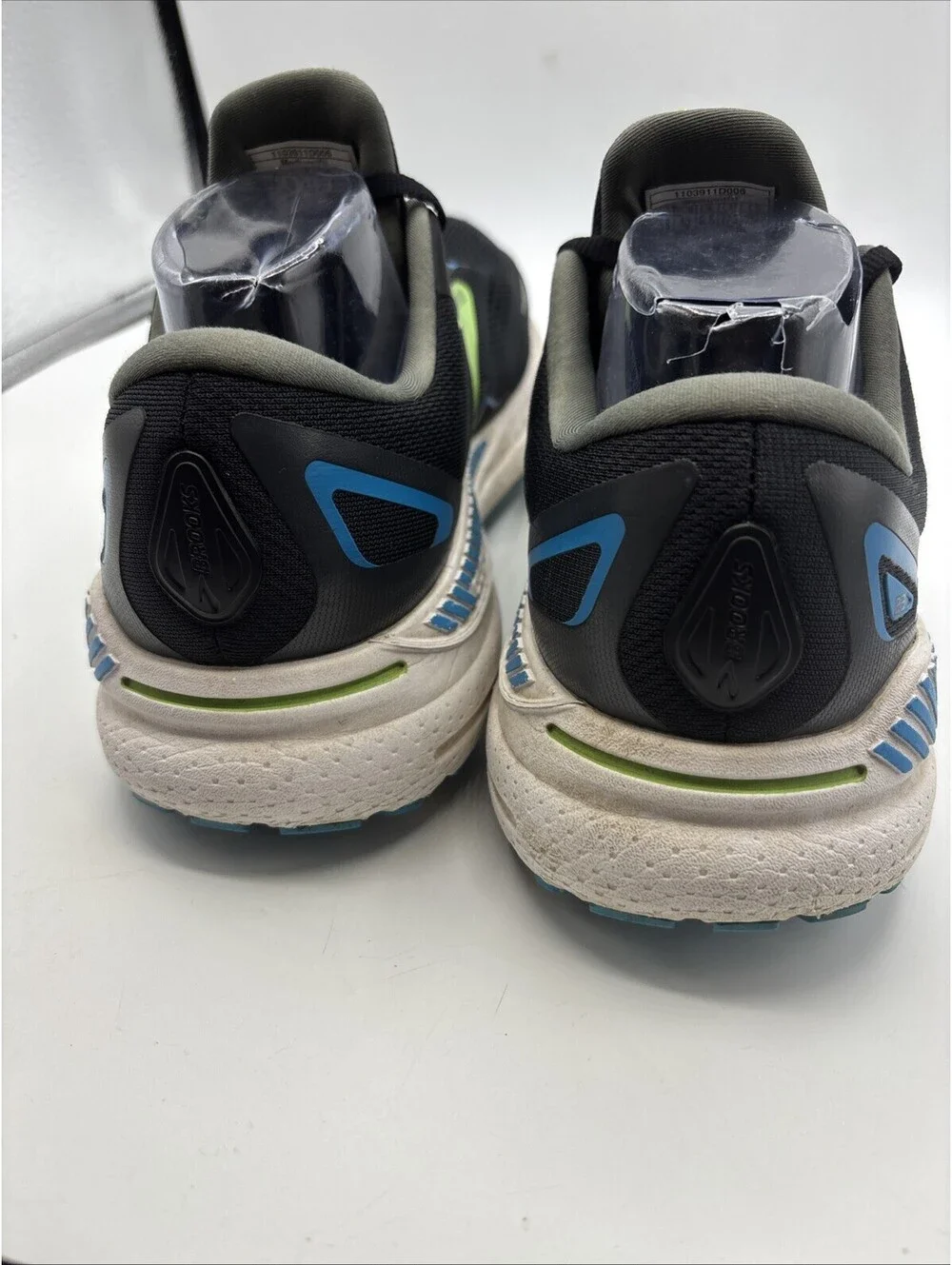 Brooks Adrenaline 23 Shoes Black Green Running Sneakers Athletic Size 9.5